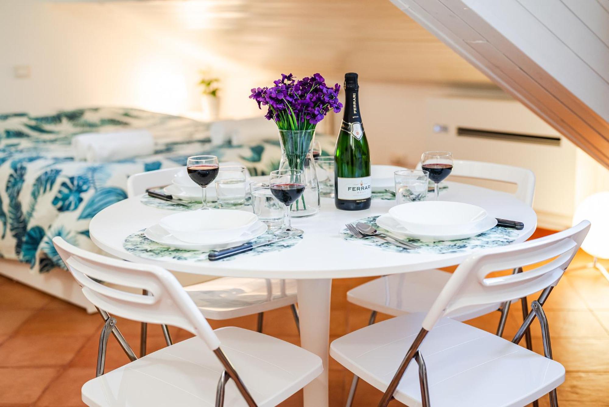 The White Jungle - San Babila Attic Appartement Milaan Buitenkant foto