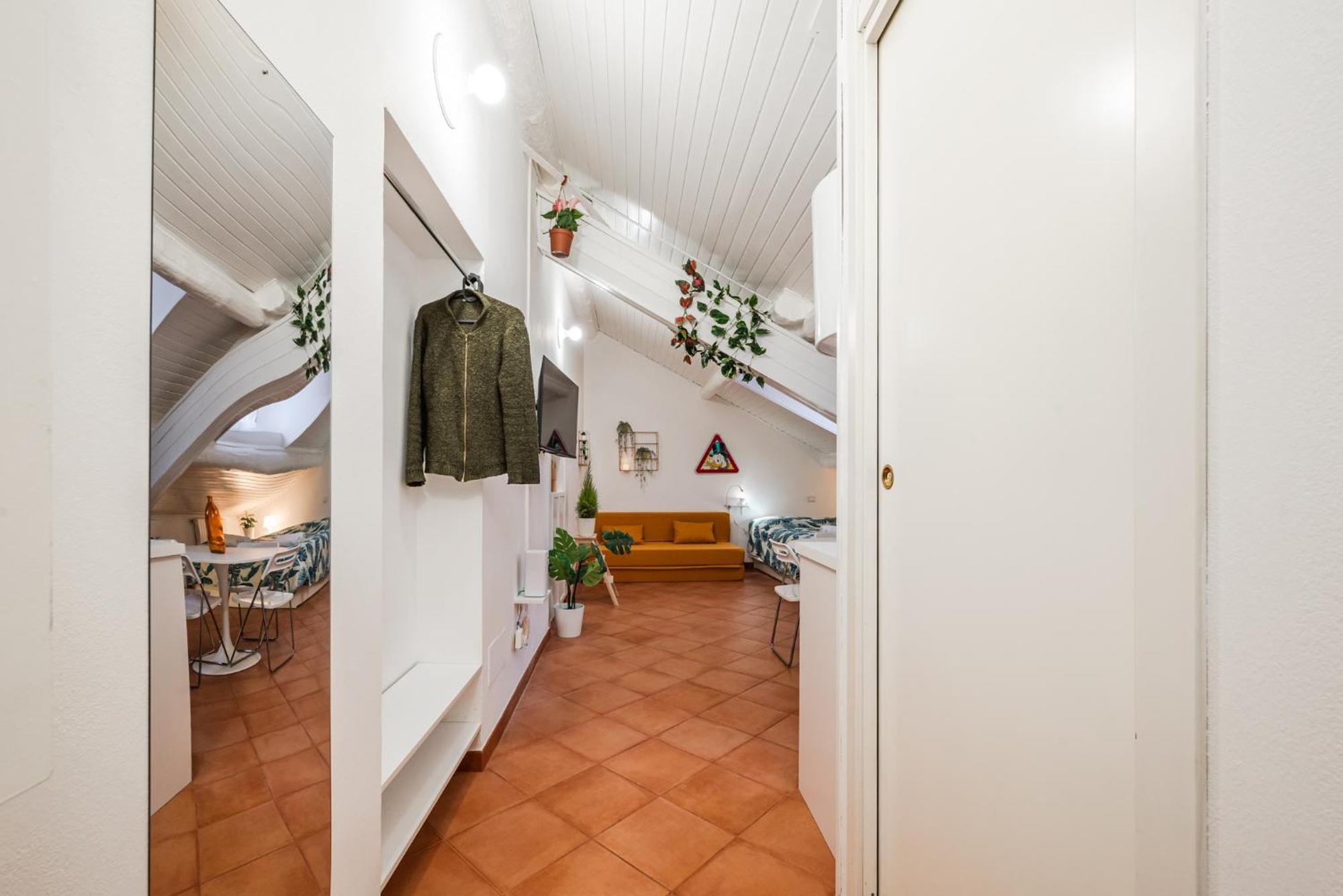 The White Jungle - San Babila Attic Appartement Milaan Buitenkant foto
