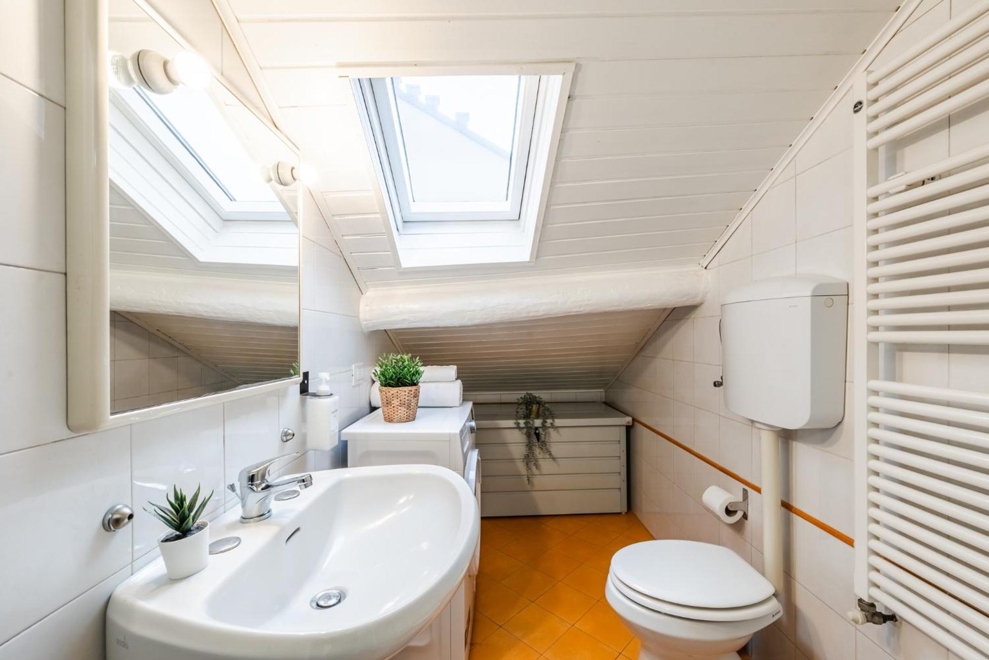 The White Jungle - San Babila Attic Appartement Milaan Buitenkant foto