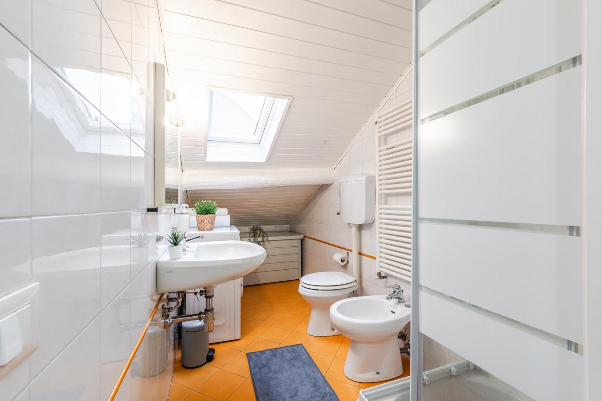 The White Jungle - San Babila Attic Appartement Milaan Buitenkant foto